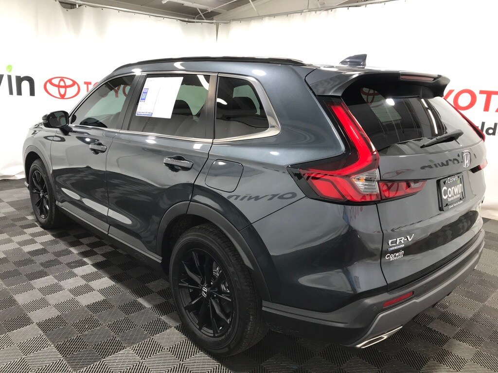 2025 Honda CR-V Hybrid Sport-L photo 4