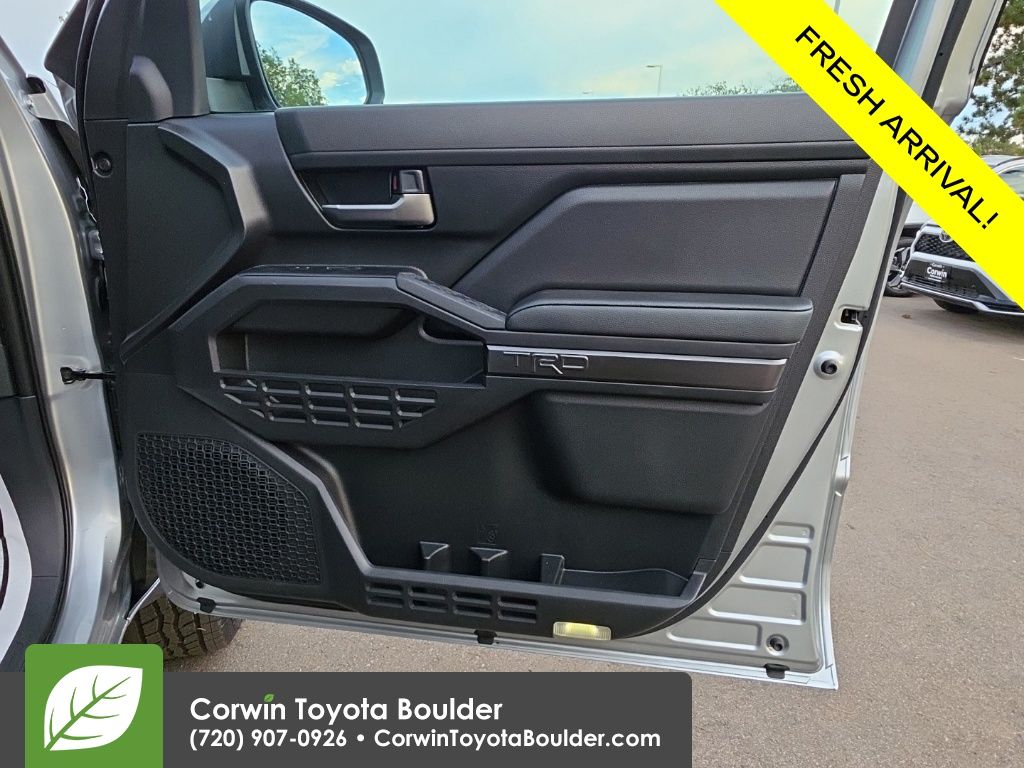 2026 Toyota Tacoma TRD Off Road - Photo 10