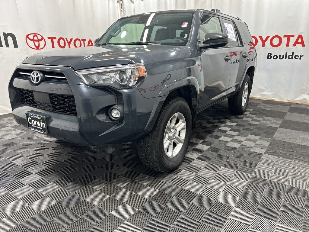 2024 Toyota 4Runner SR5 photo 3