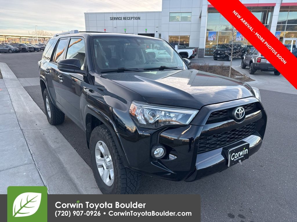 2017 Toyota 4Runner SR5's photo