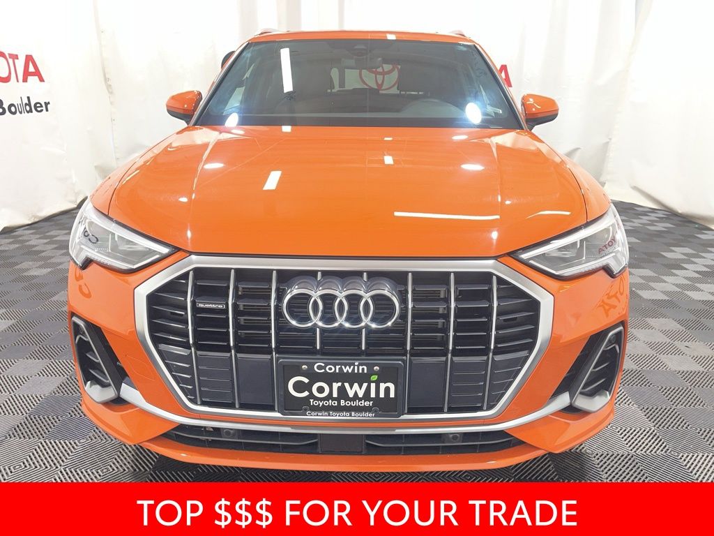 2025 Audi Q3 S line quattro Premium photo 3