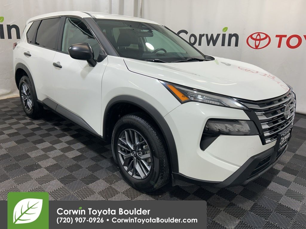 2024 Nissan Rogue S AWD's photo