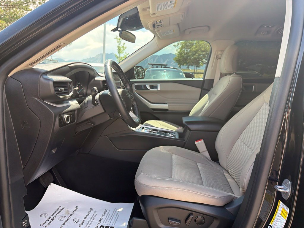 2023 Ford Explorer XLT - Photo 25