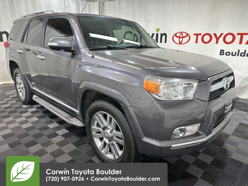 2013 Toyota 4Runner Limited's photo