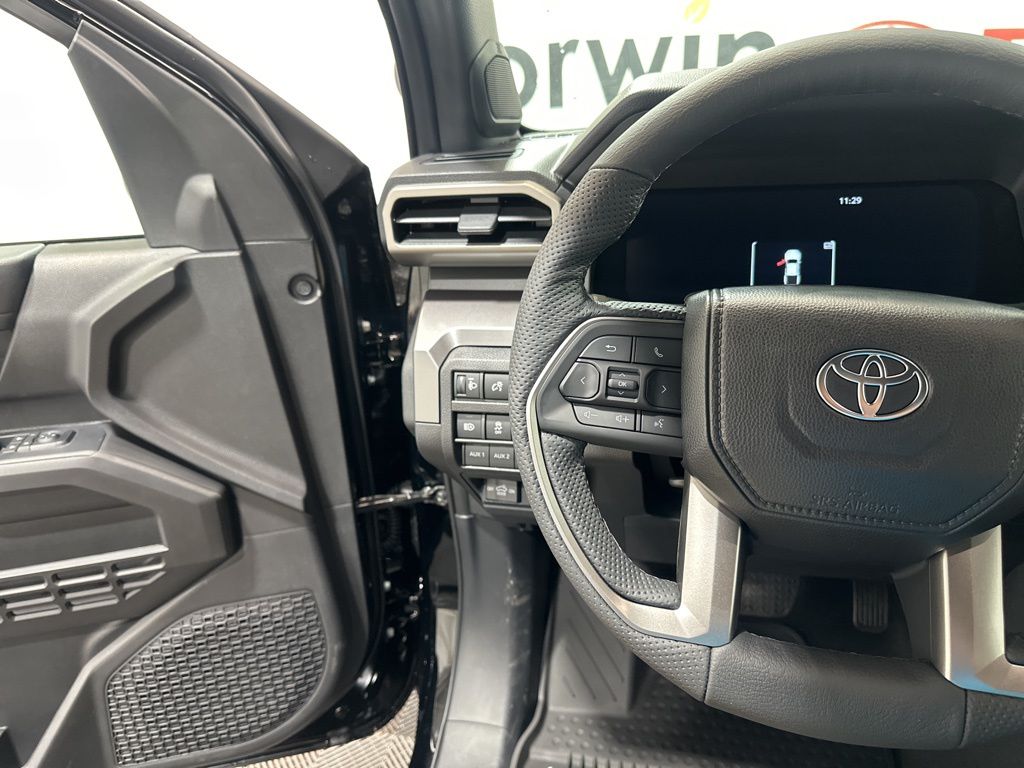 2025 Toyota Tacoma TRD Off Road - Photo 25