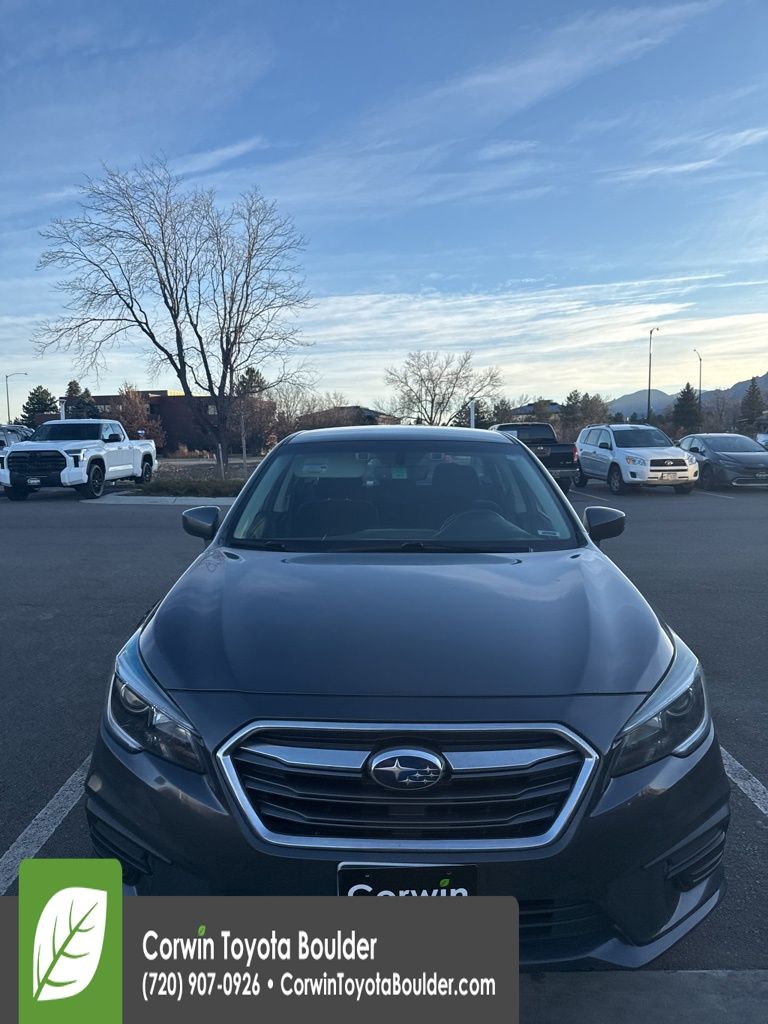 2019 Subaru Legacy Premium's photo