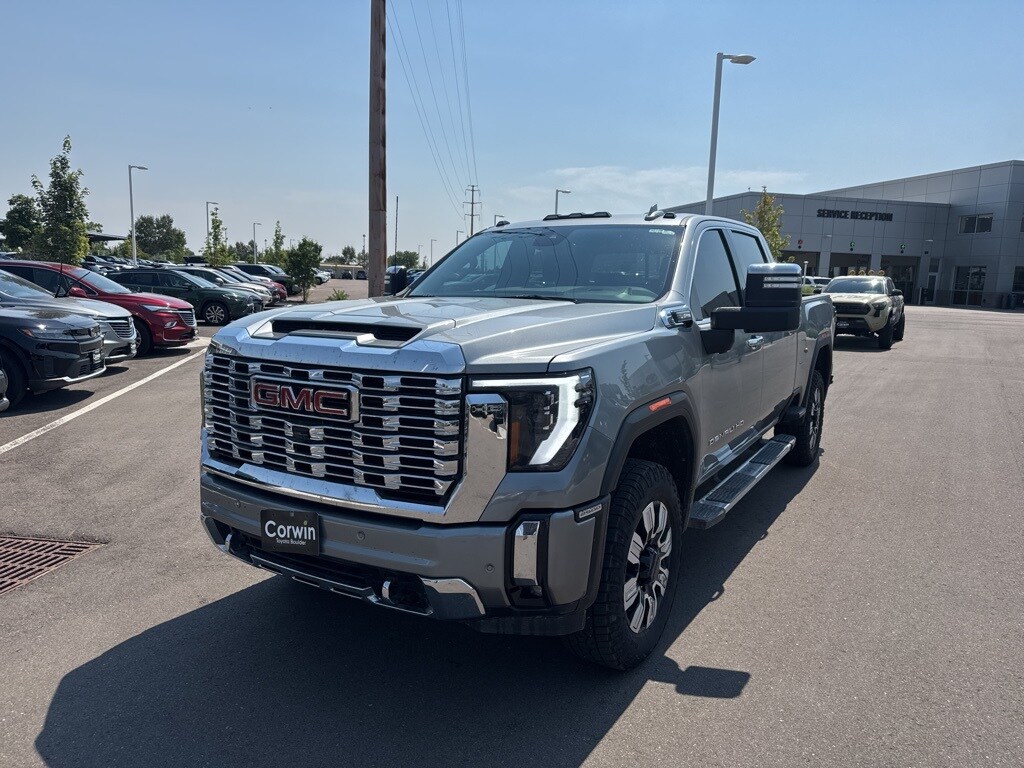 2024 Gmc Sierra 2500 HD Denali photo 3