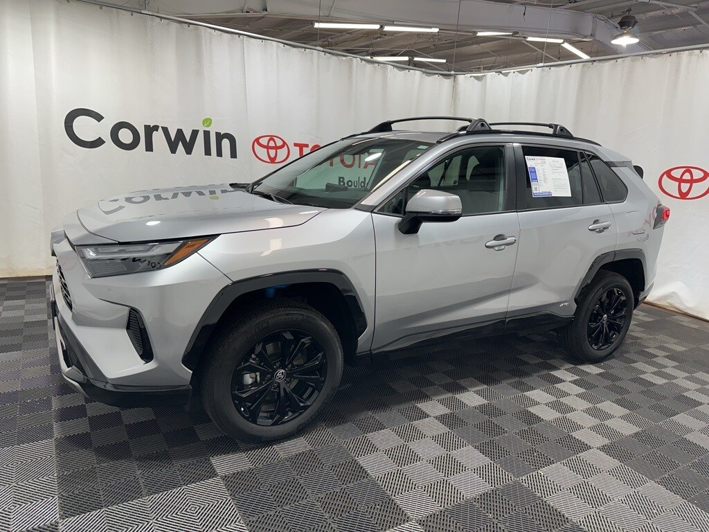 2023 Toyota RAV4 Hybrid SE photo 2