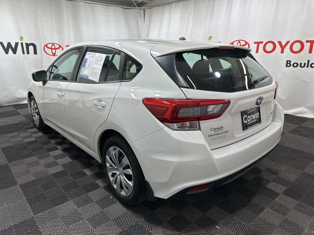 2021 Subaru Impreza Base photo 4