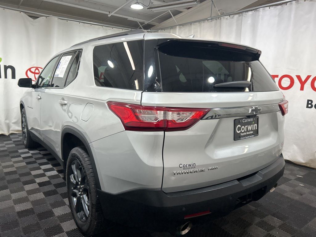2019 Chevrolet Traverse RS 2LT photo 2