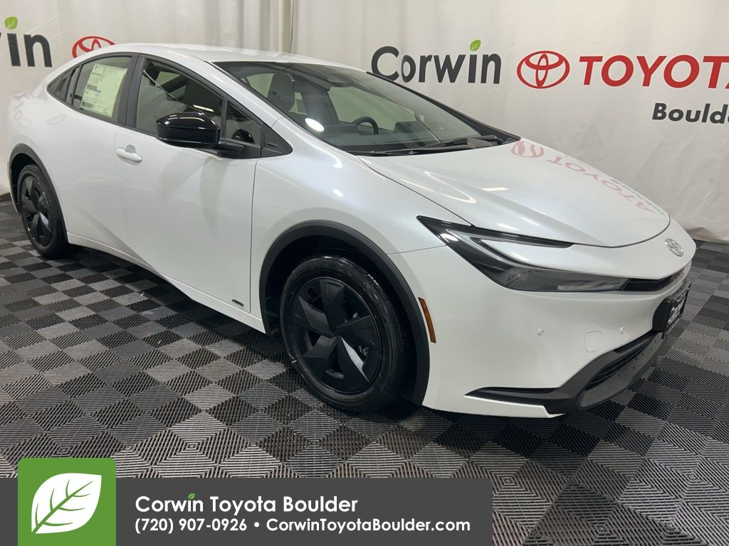 2026 Toyota Prius LE's photo