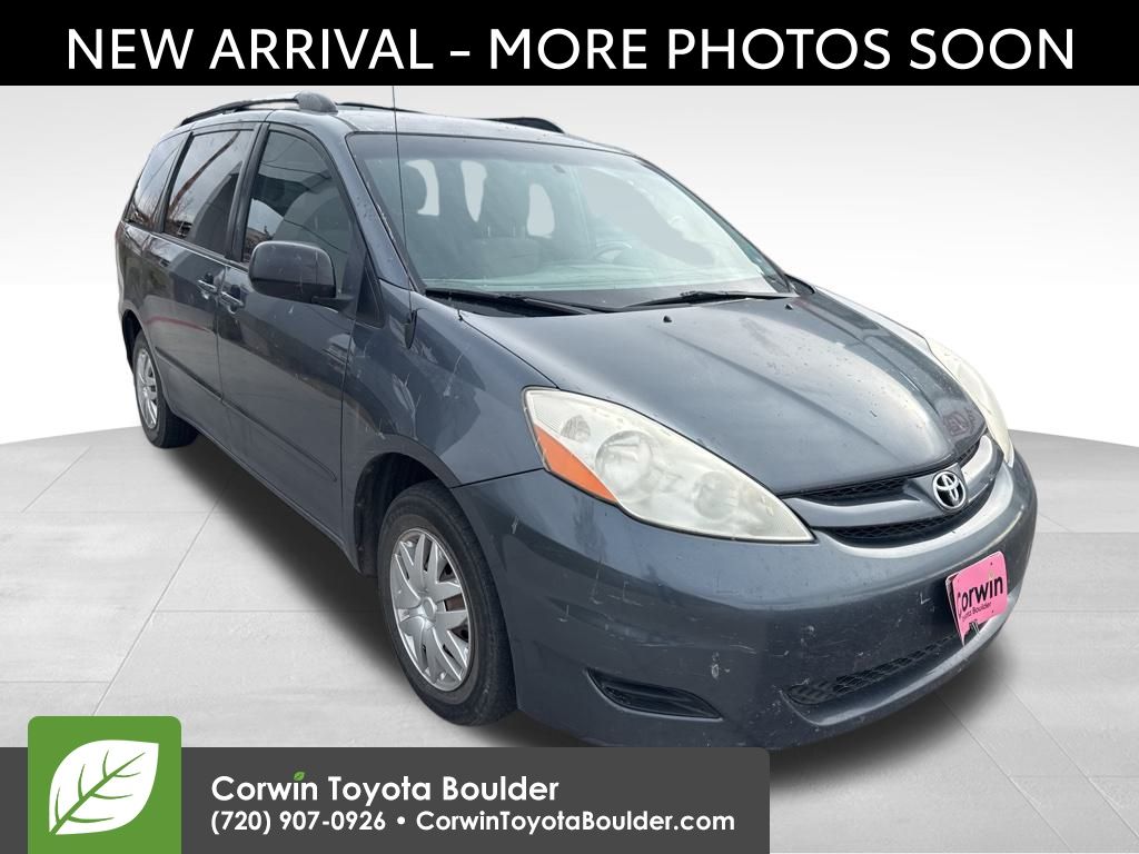 2009 Toyota Sienna LE