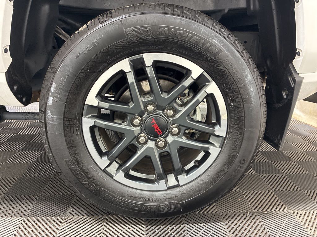2024 Toyota Tacoma TRD Sport - Photo 18