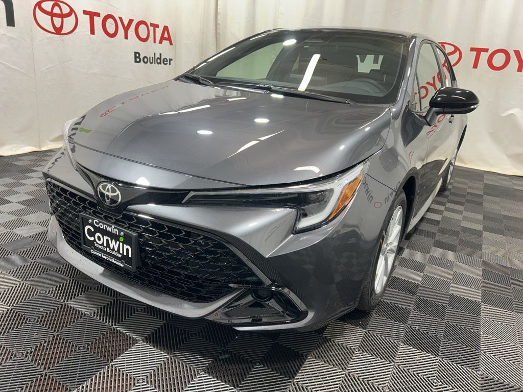 2026 Toyota Corolla SE photo 3