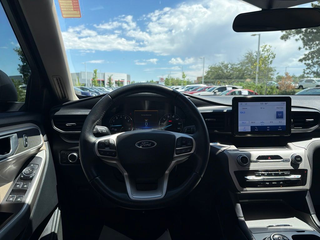 2023 Ford Explorer XLT - Photo 22