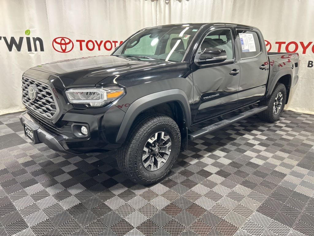 2023 Toyota Tacoma TRD Off-Road photo 4