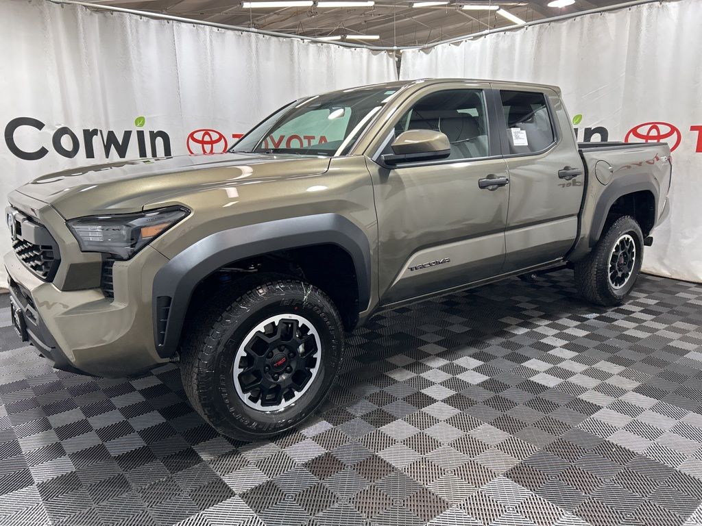 2025 Toyota Tacoma TRD Off-Road Double Cab photo 4