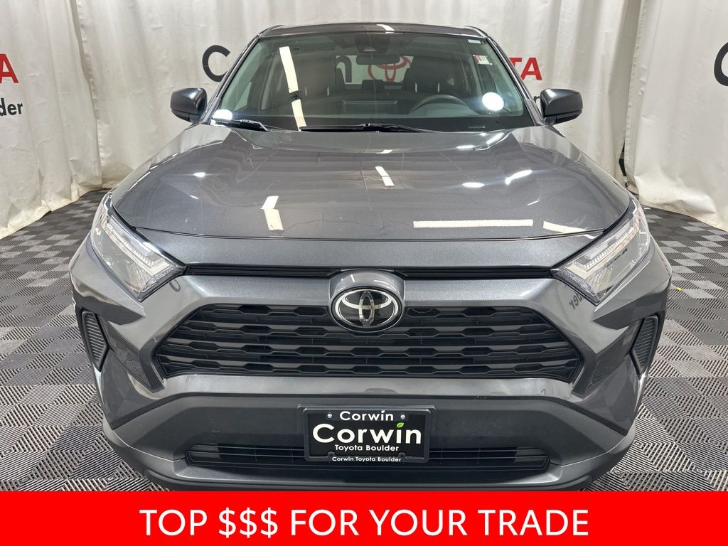 2023 Toyota RAV4 LE photo 2