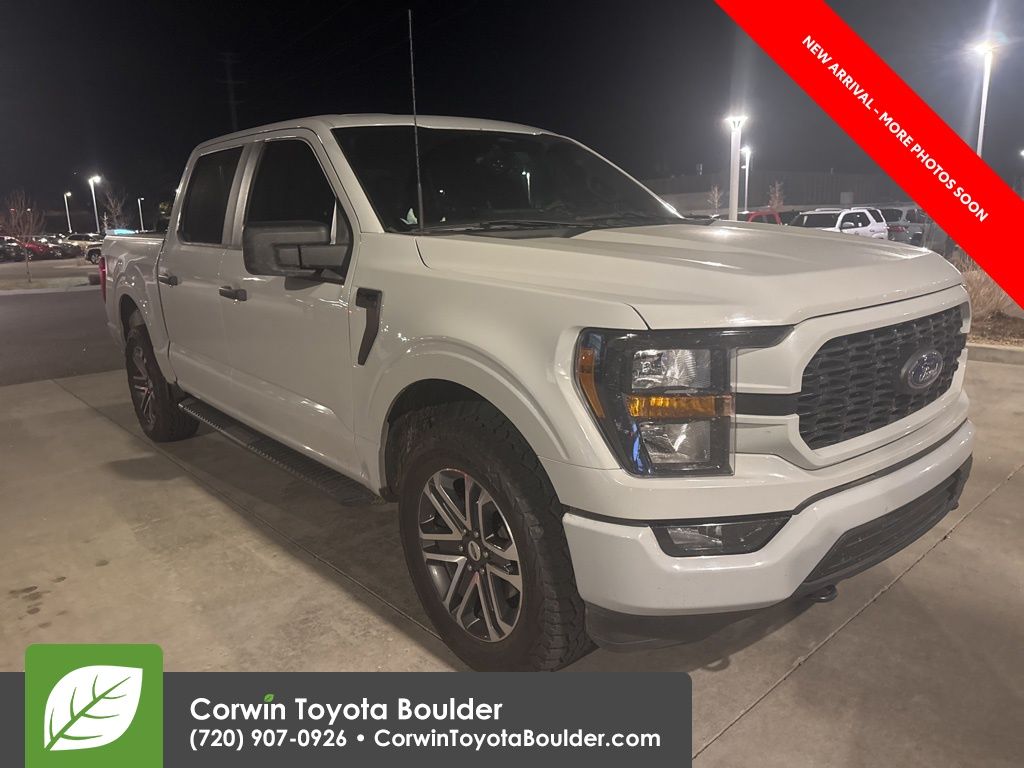 2023 Ford F-150 XL's photo