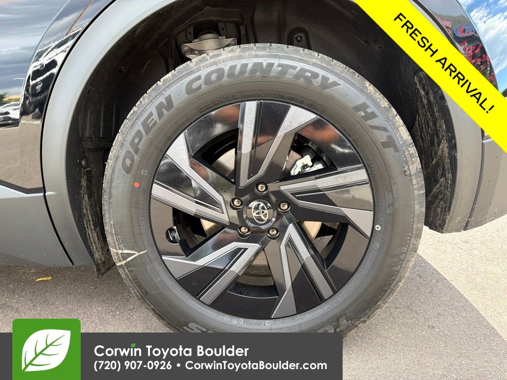 2026 Toyota C-HR SE - Photo 34