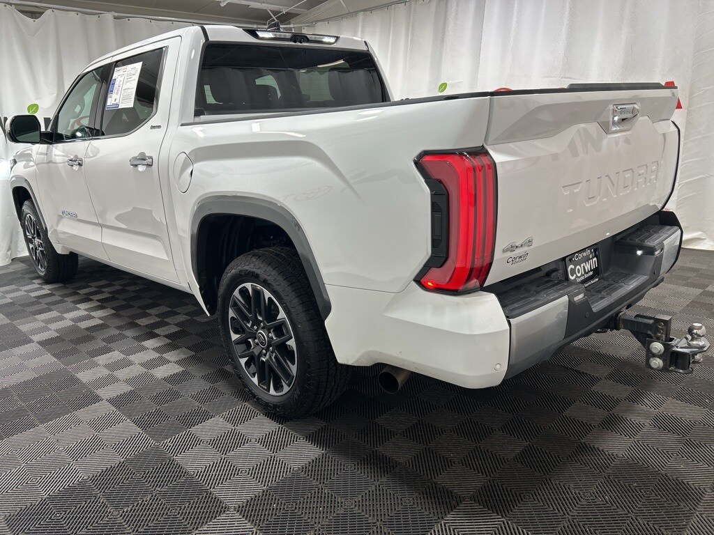 2023 Toyota Tundra Limited photo 4
