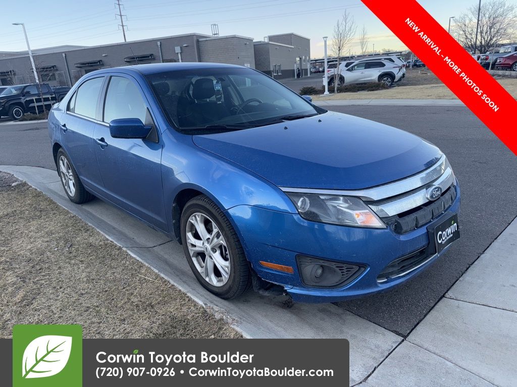 2012 Ford Fusion SE's photo