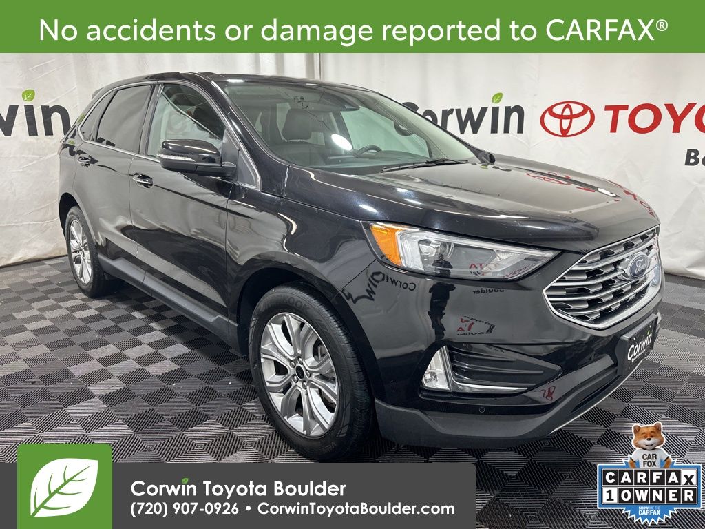 2024 Ford Edge Titanium's photo