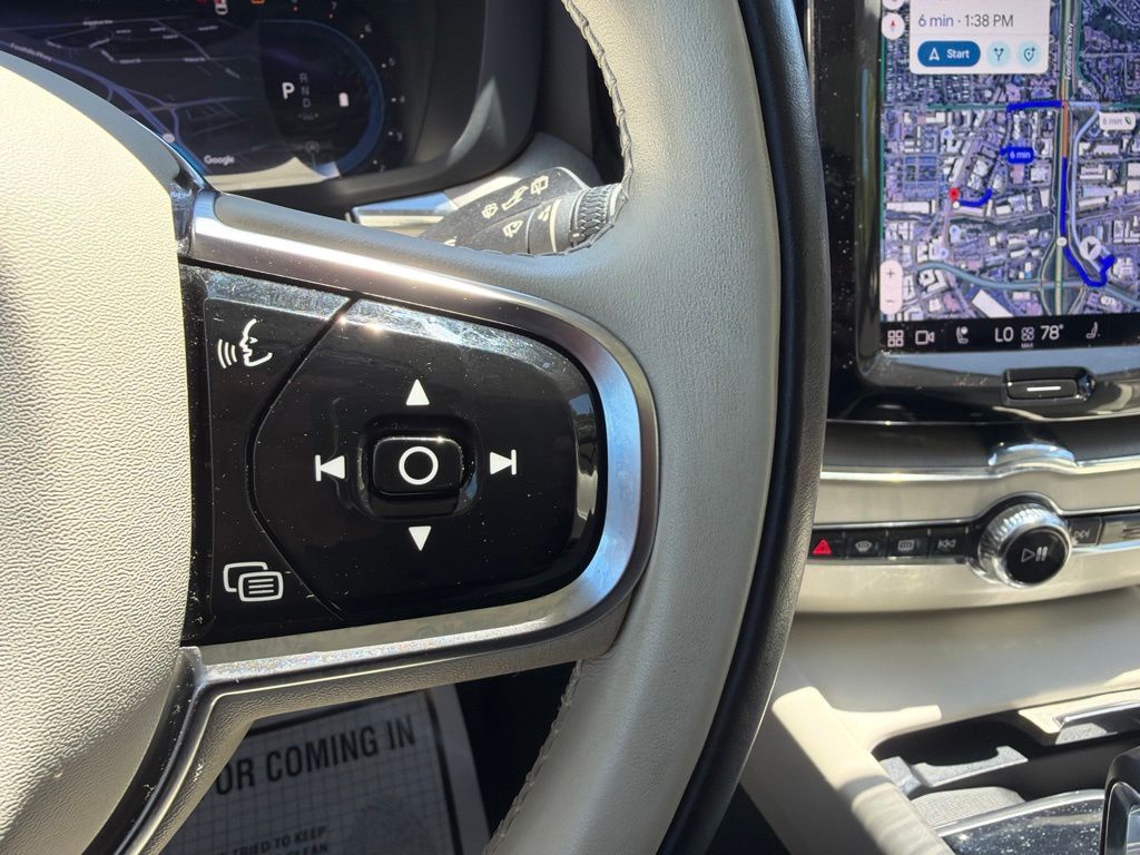 2023 Volvo XC60 Plus - Photo 30