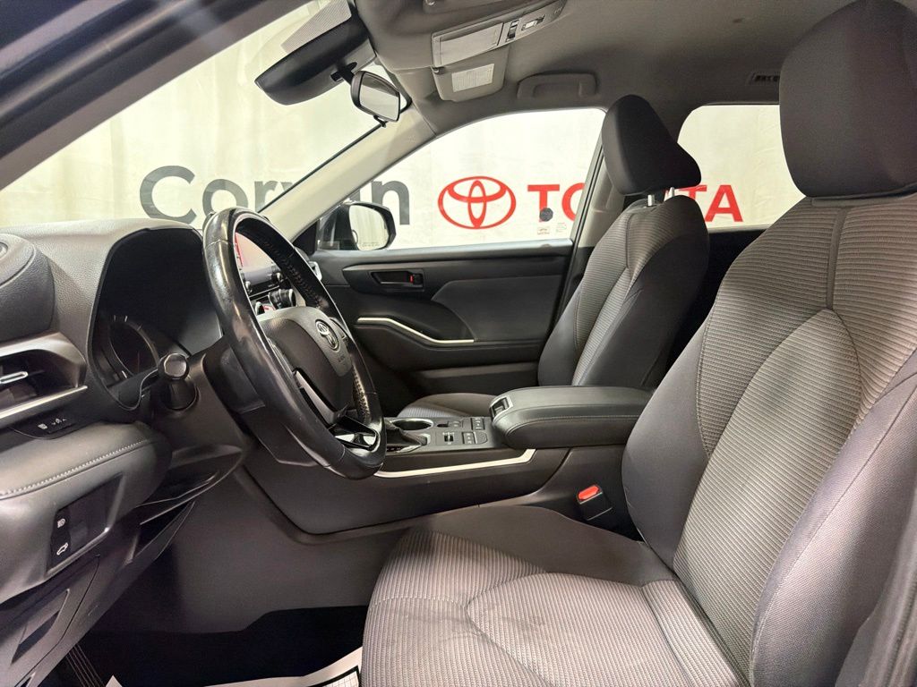 2020 Toyota Highlander 25