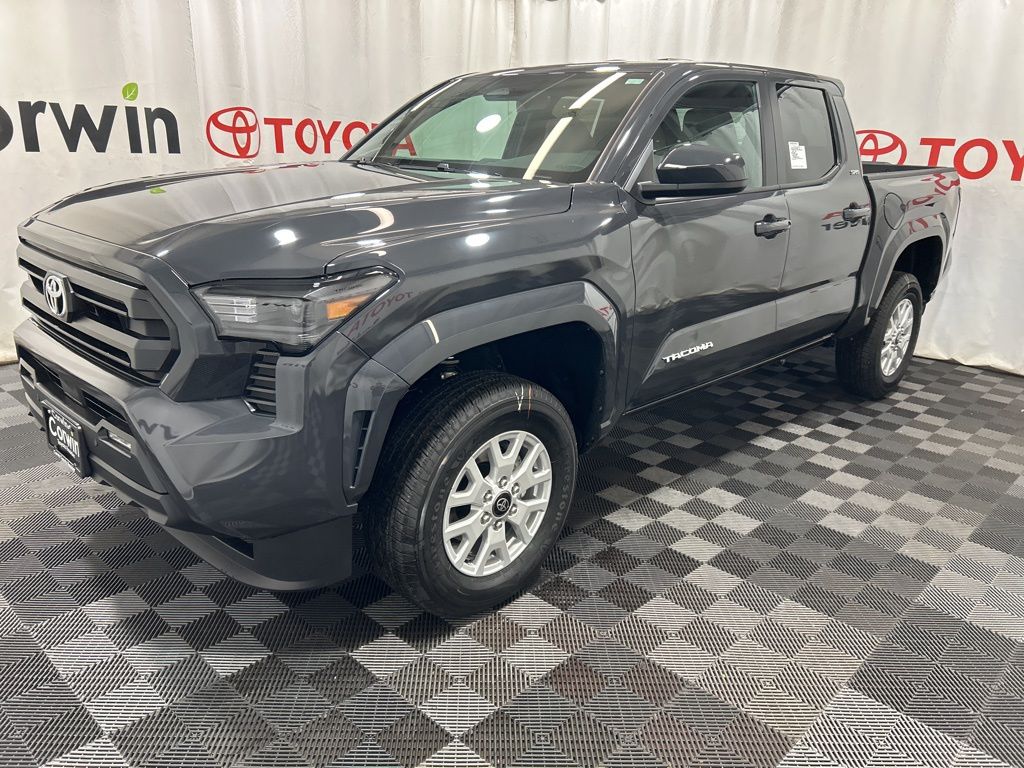 2025 Toyota Tacoma SR5 photo 4