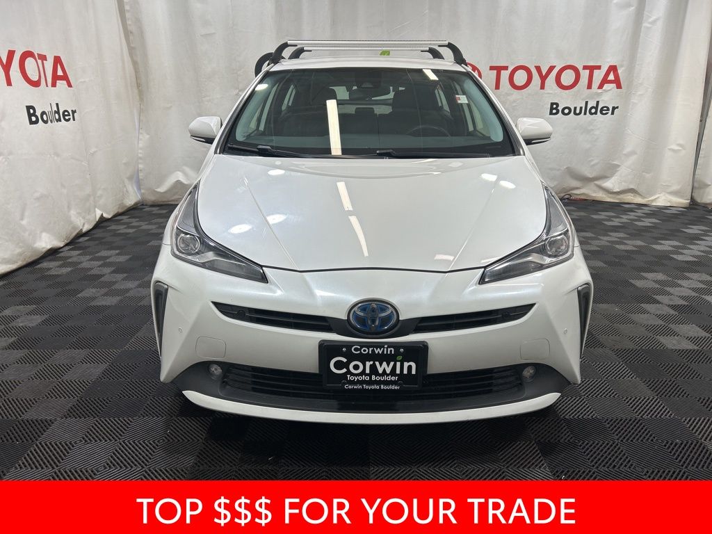 2019 Toyota Prius LE AWD-e photo 2