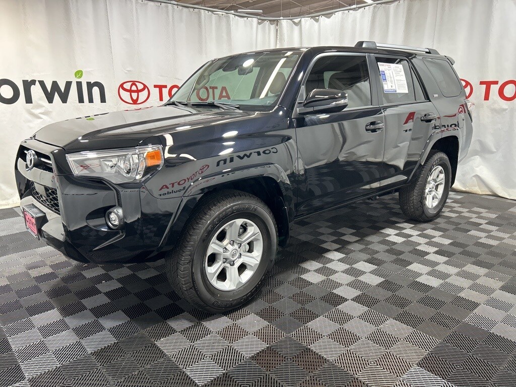 2024 Toyota 4Runner SR5 Premium photo 3