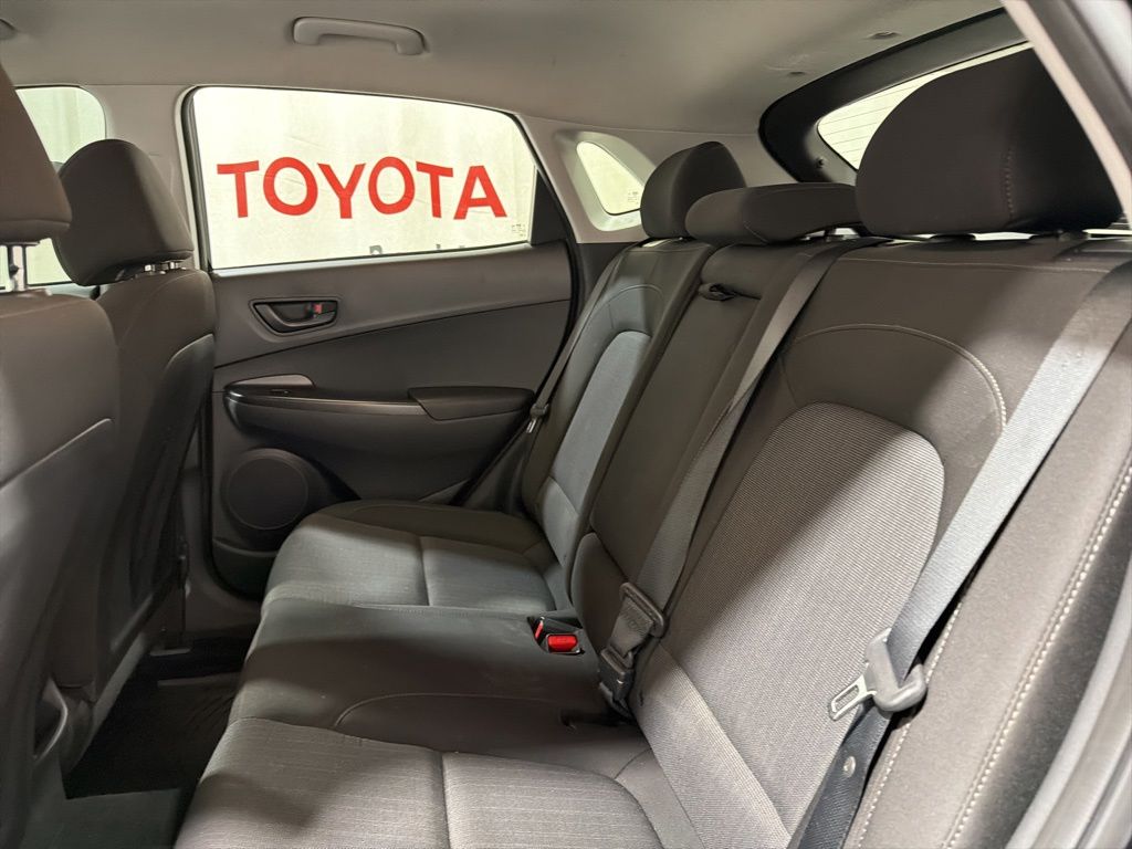 2023 Hyundai Kona SEL - Photo 18