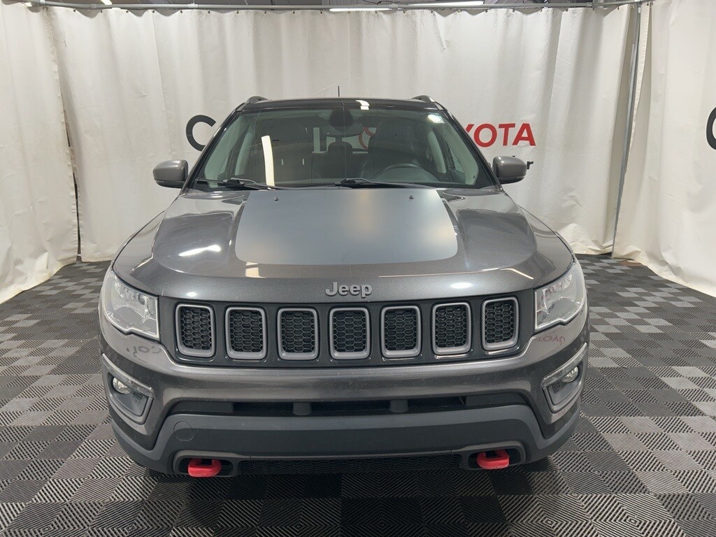 2019 Jeep Compass Trailhawk photo 2