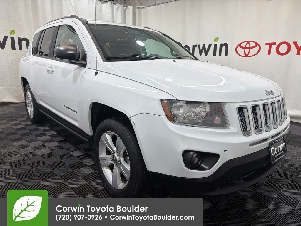 2016 Jeep Compass Sport's photo