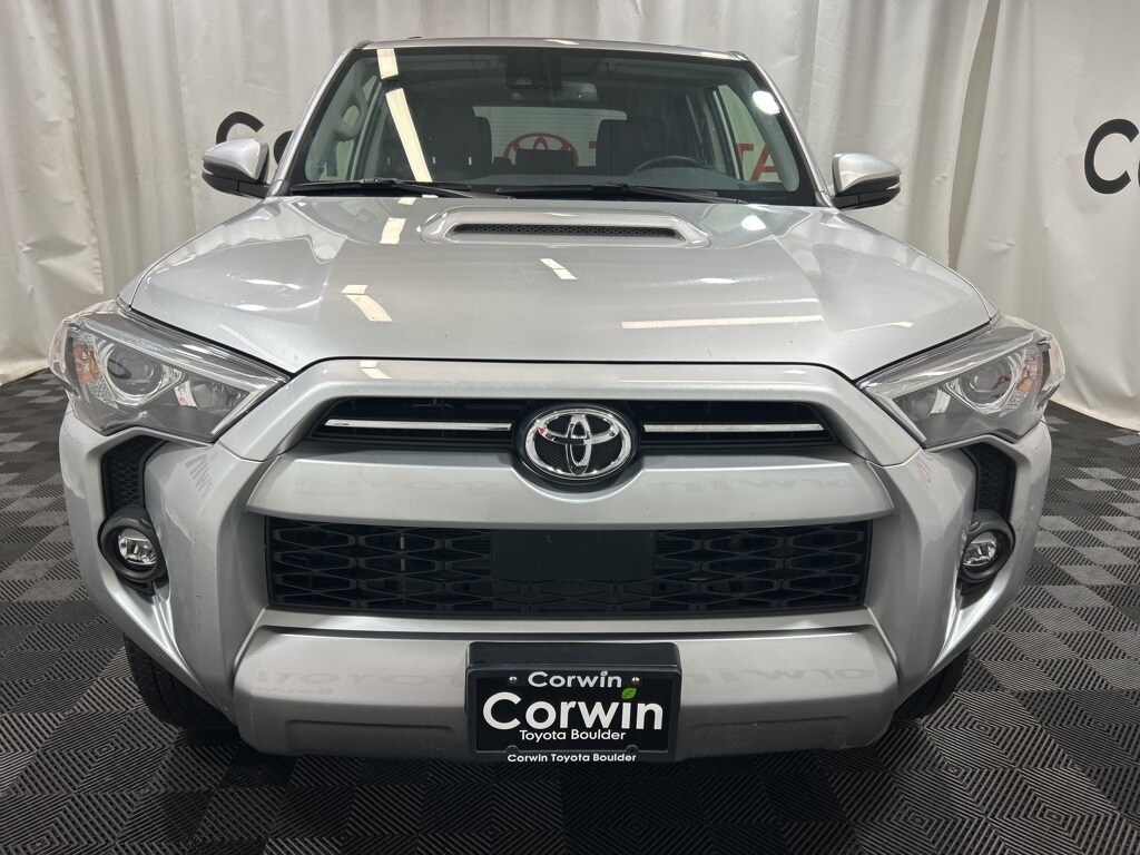 2024 Toyota 4Runner TRD Off-Road Premium photo 2