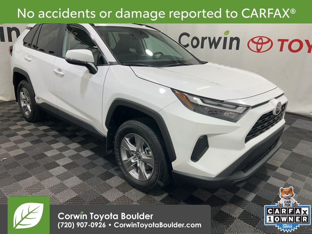 2025 Toyota RAV4 Hybrid XLE photo 2