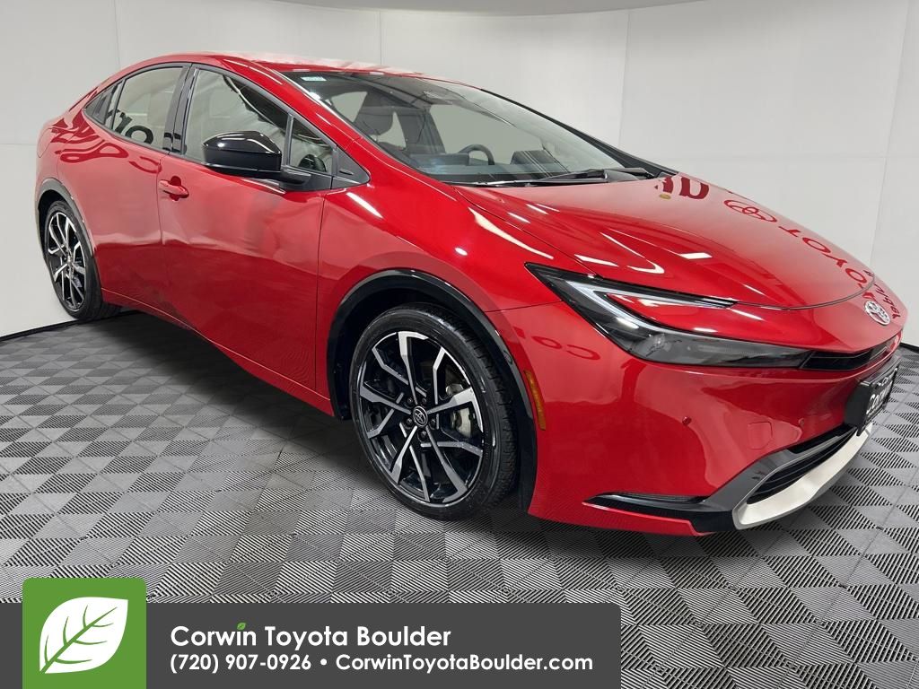 2025 Toyota Prius XSE Plug-in Hybrid's photo