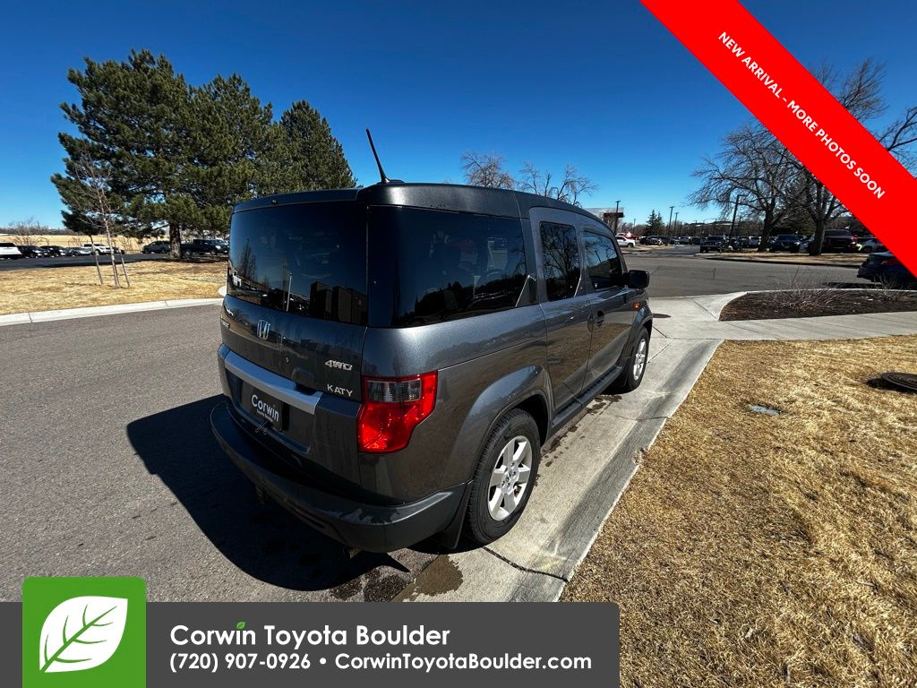 2011 Honda Element EX photo 4