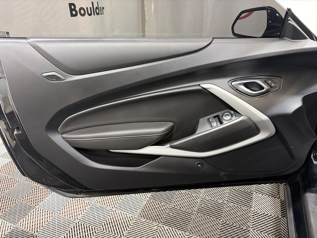 2021 Chevrolet Camaro 1SS - Photo 15