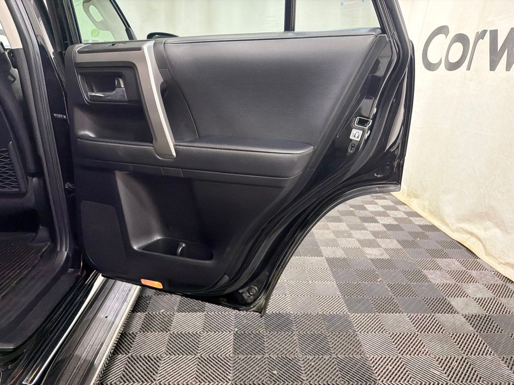 2023 Toyota 4Runner Limited - Photo 11