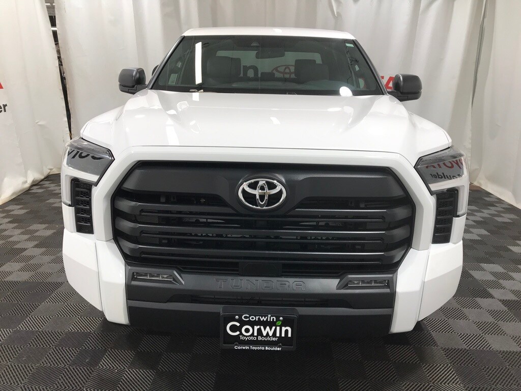 2025 Toyota Tundra SR5 CrewMax photo 2