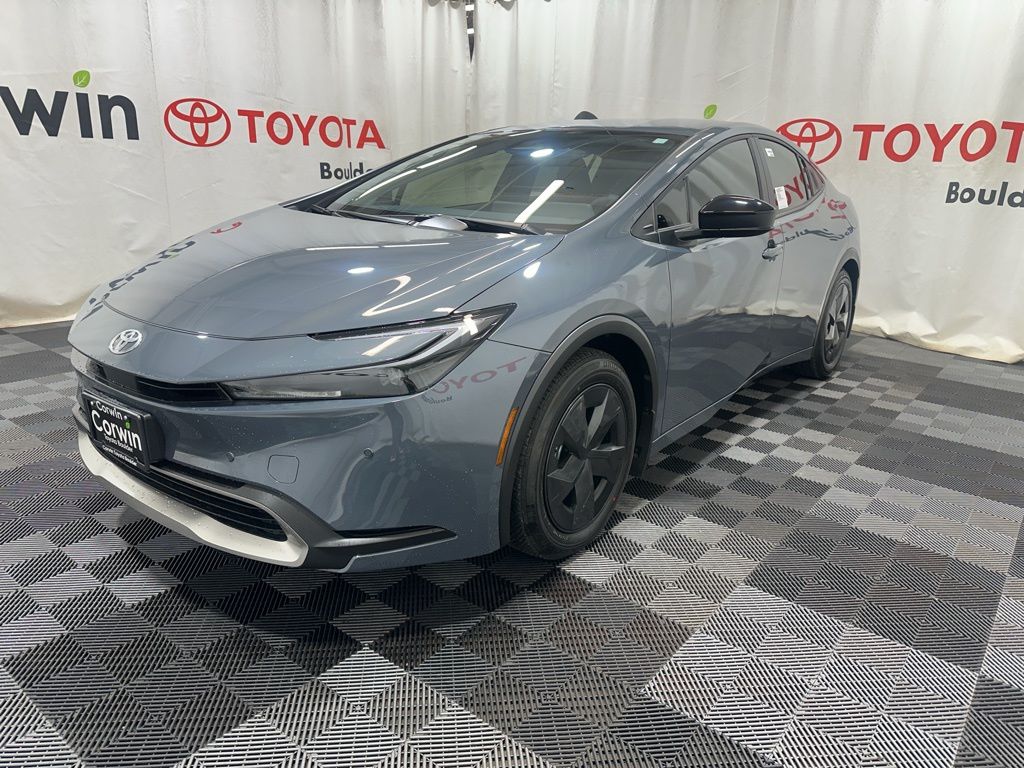 2026 Toyota Prius Plug-in Hybrid SE photo 3