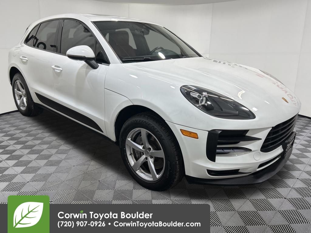 2021 Porsche Macan -'s photo
