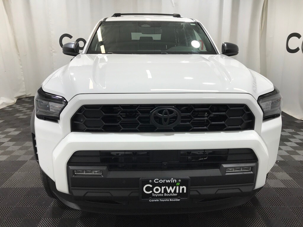 2025 Toyota 4Runner TRD Off-Road photo 2