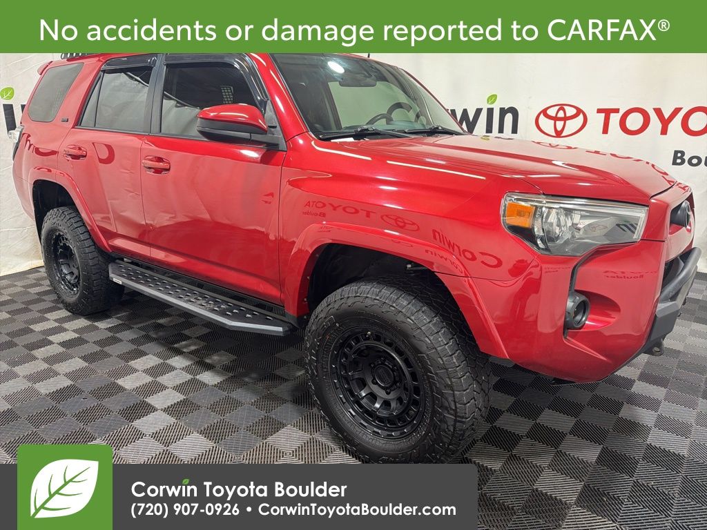 2015 Toyota 4Runner SR5's photo
