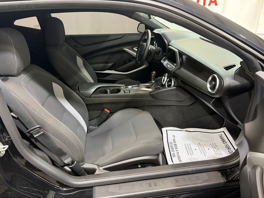 2021 Chevrolet Camaro 1SS - Photo 10