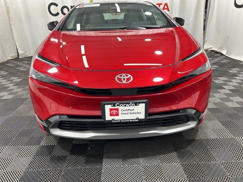 2024 Toyota Prius XLE photo 2