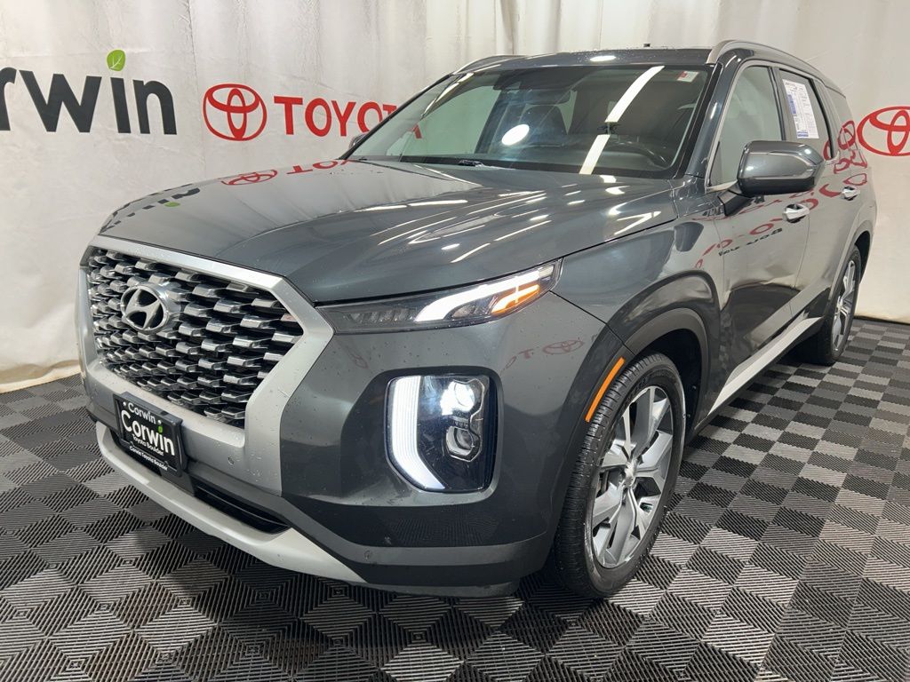 2020 Hyundai Palisade SEL photo 2