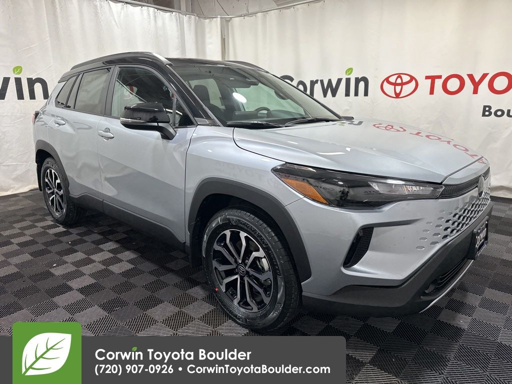 2026 Toyota Corolla Cross SE's photo